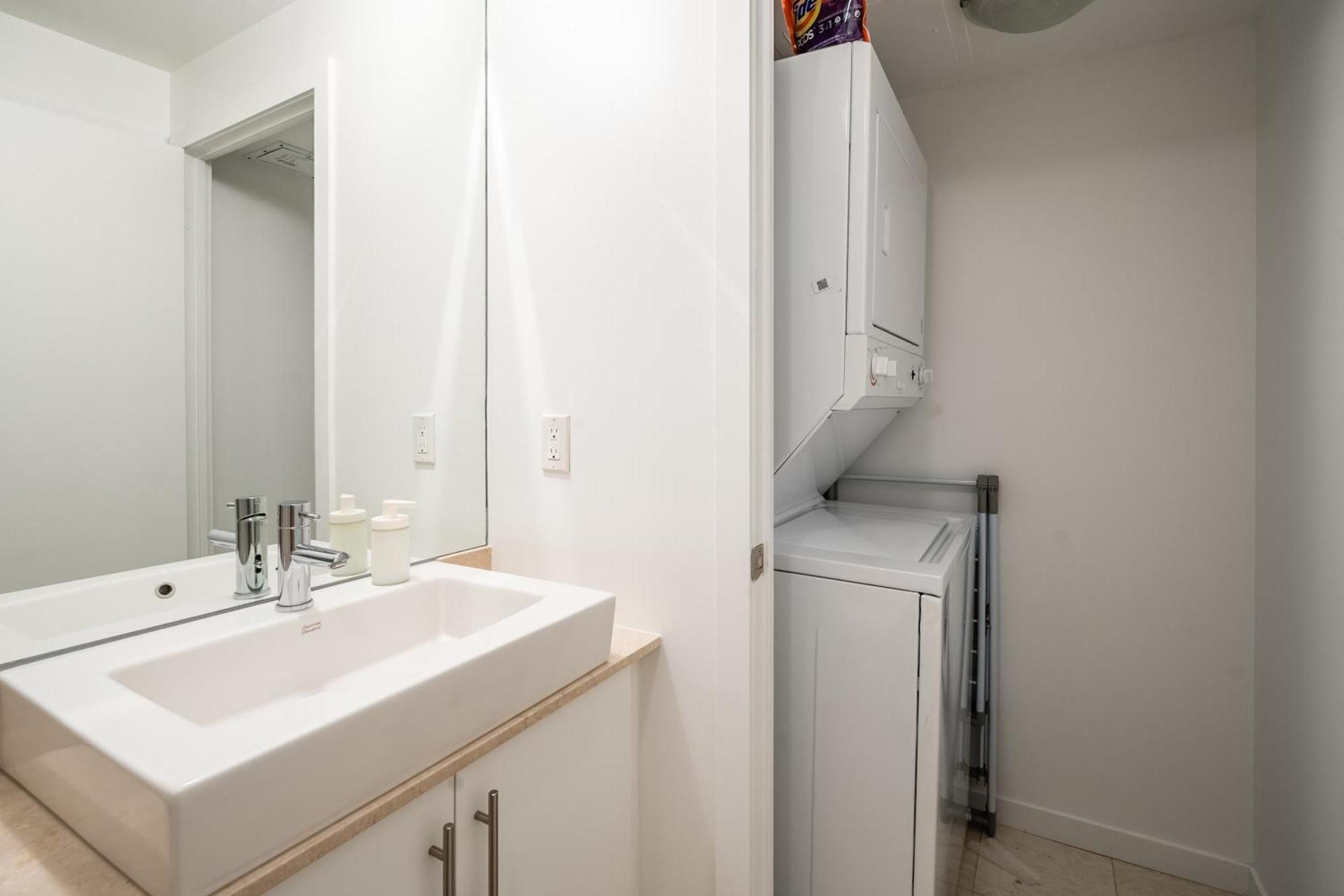 1Br Luxury Condo - Downtown Toronto Dış mekan fotoğraf