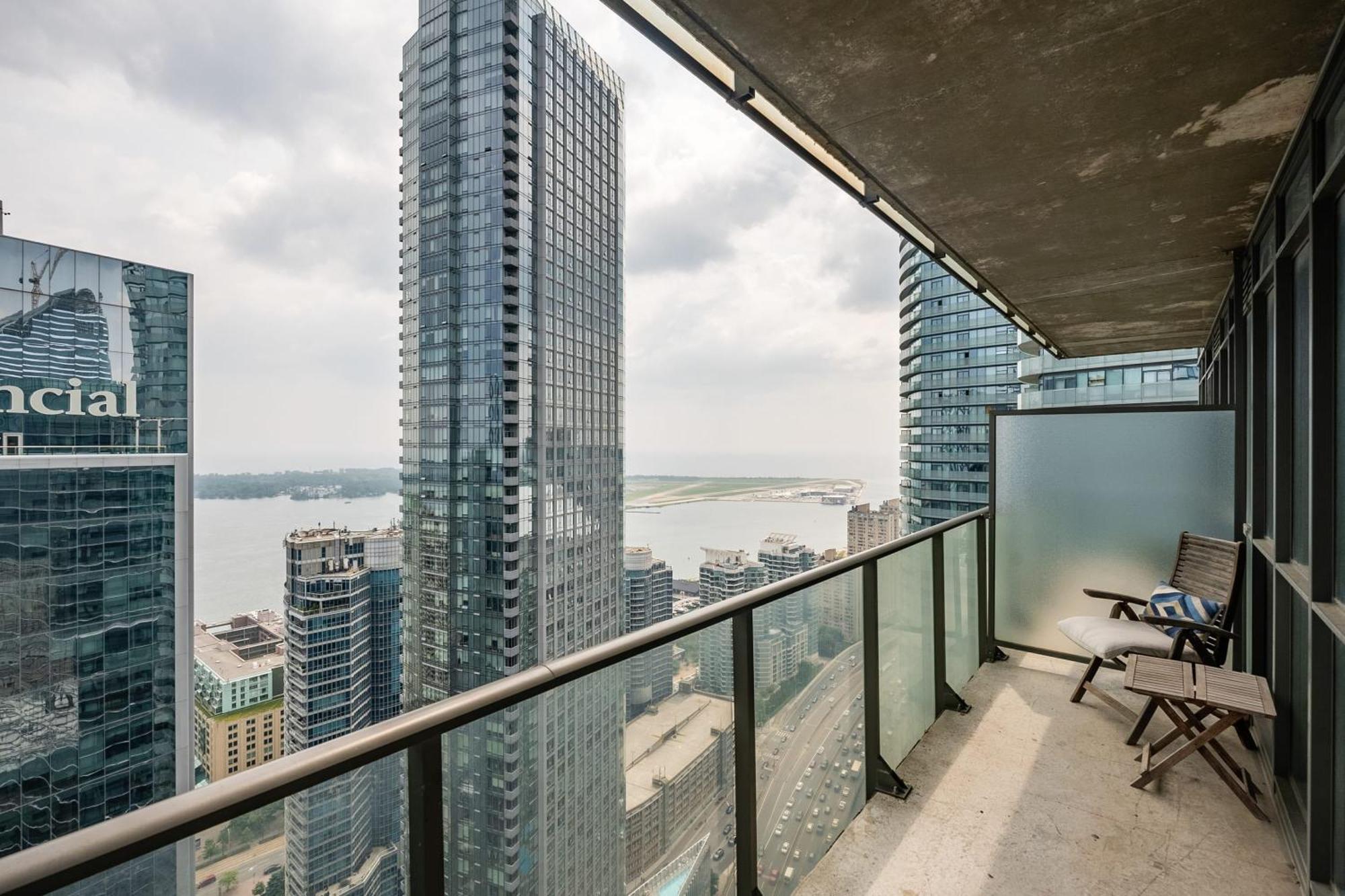 1Br Luxury Condo - Downtown Toronto Dış mekan fotoğraf